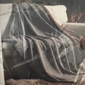 NEW FIRESIDE HOME Cozy BROWN Throw Blanket